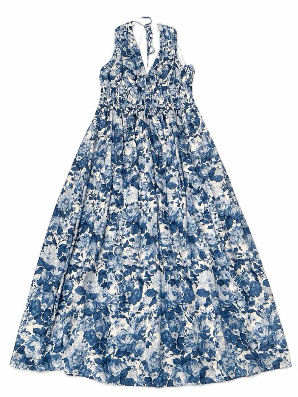 Abercrombie & Fitch Blue and Cream Floral Smocked Maxi Dress - Picture 4 of 8